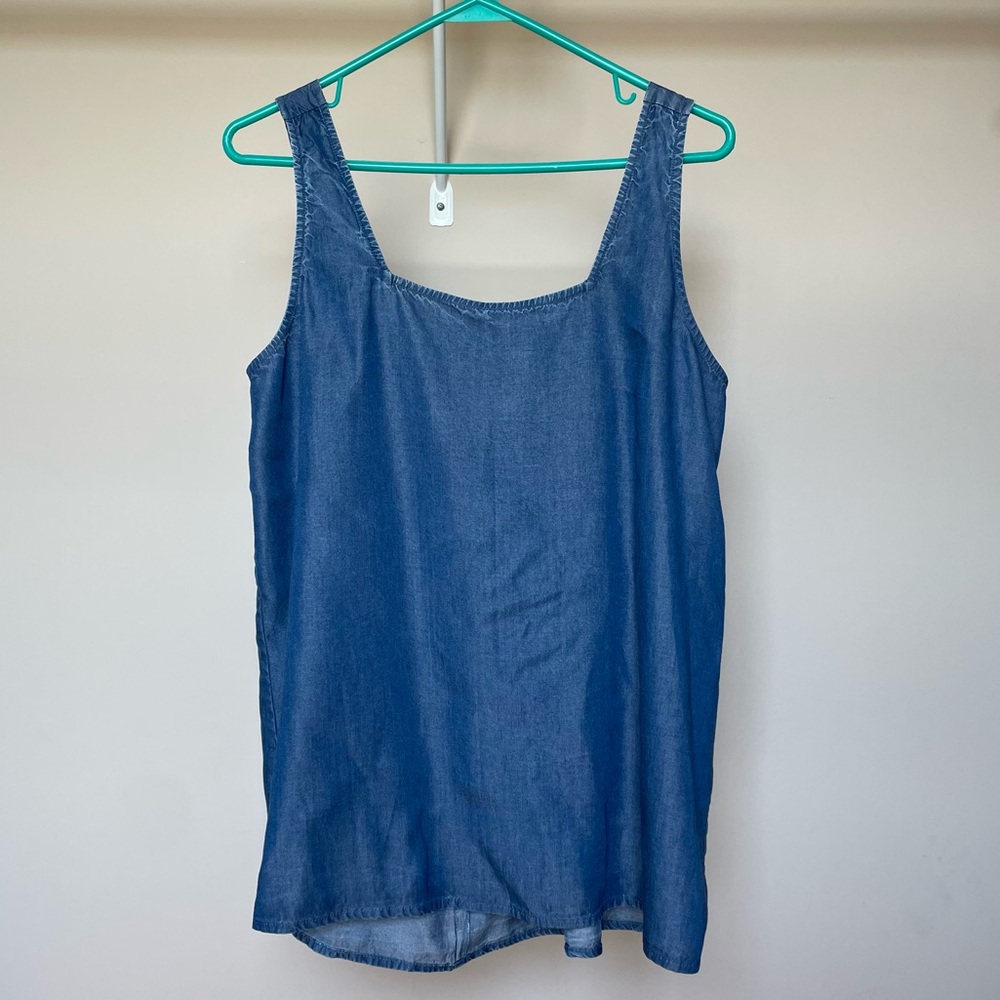 NWT LOFT Outlet Chambray Tank Top
